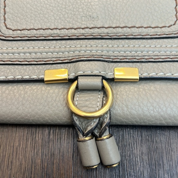 Pre-loved Authentic Chloé Marcie Long Leather Wallet - Dove Gray - Picture 2 of 11